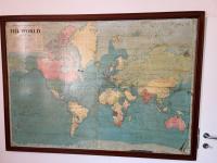 grande mappa del mondo con cornice