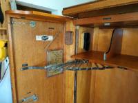 F21 ARMADIO DA NAVE.jpg