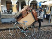 ricerca oggetti belli carichi