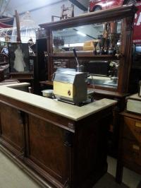 banco in radica con celle frigo 