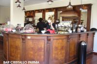 parma bar cristallo.jpg